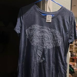 Women’s T shirt
